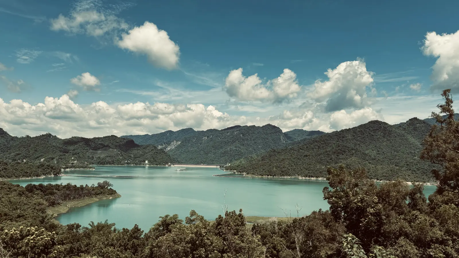 曾文水庫俯瞰圖